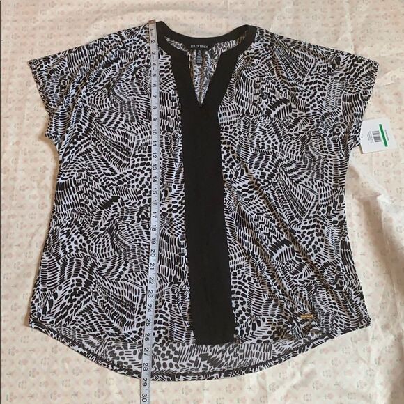 NWT Ellen Tracy B&W Tribal Print Top Size Large NEW WITH TAG - Picture 9 of 15
